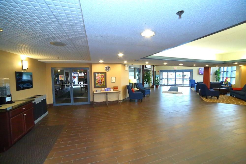Comfort Suites Bethlehem Near Lehigh University And Lvi Airport Exterior photo