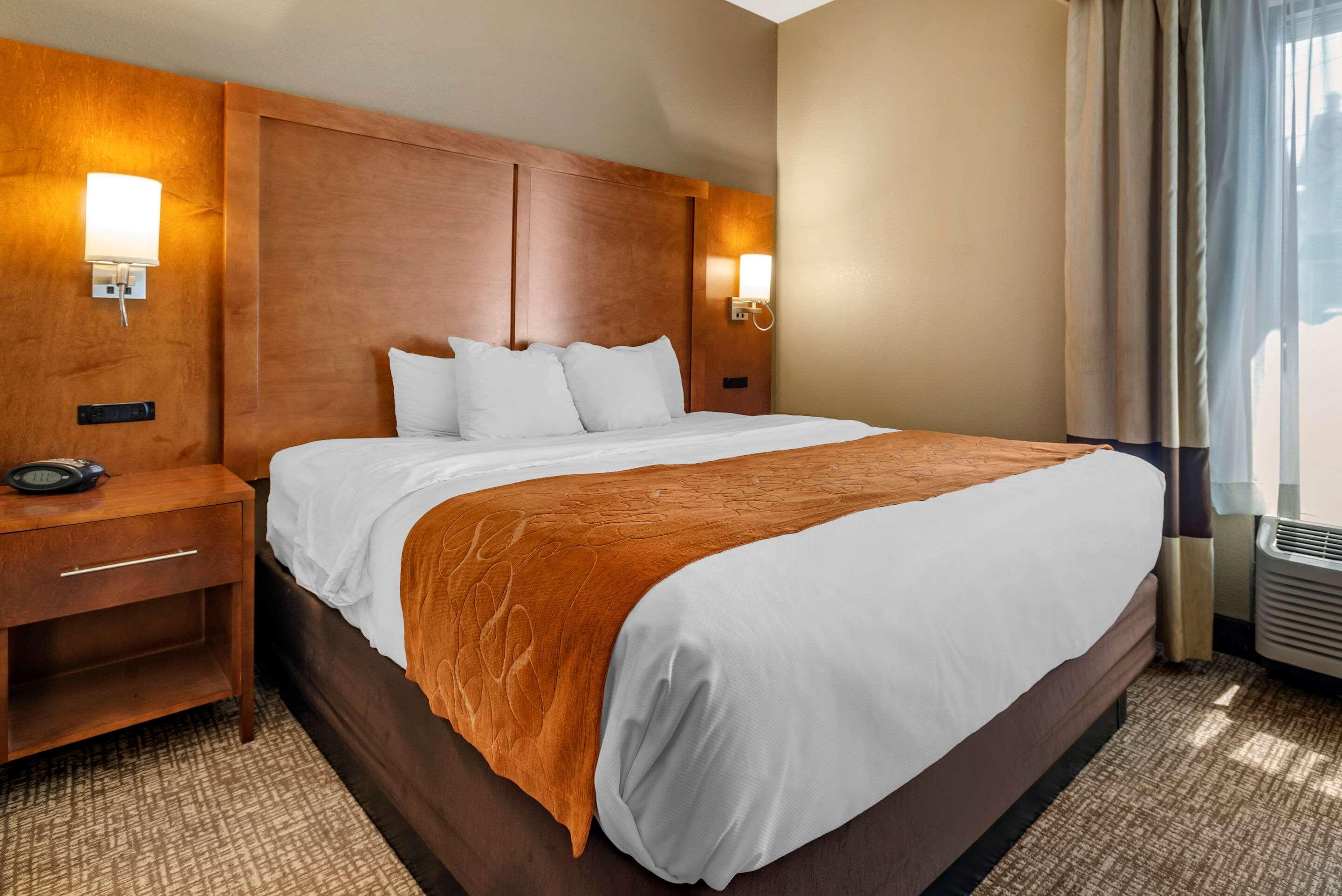 Comfort Suites Bethlehem Near Lehigh University And Lvi Airport Exterior photo
