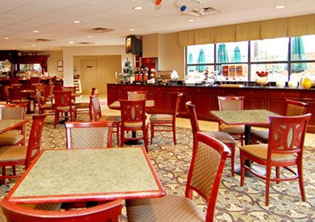 Comfort Suites Bethlehem Near Lehigh University And Lvi Airport Exterior photo