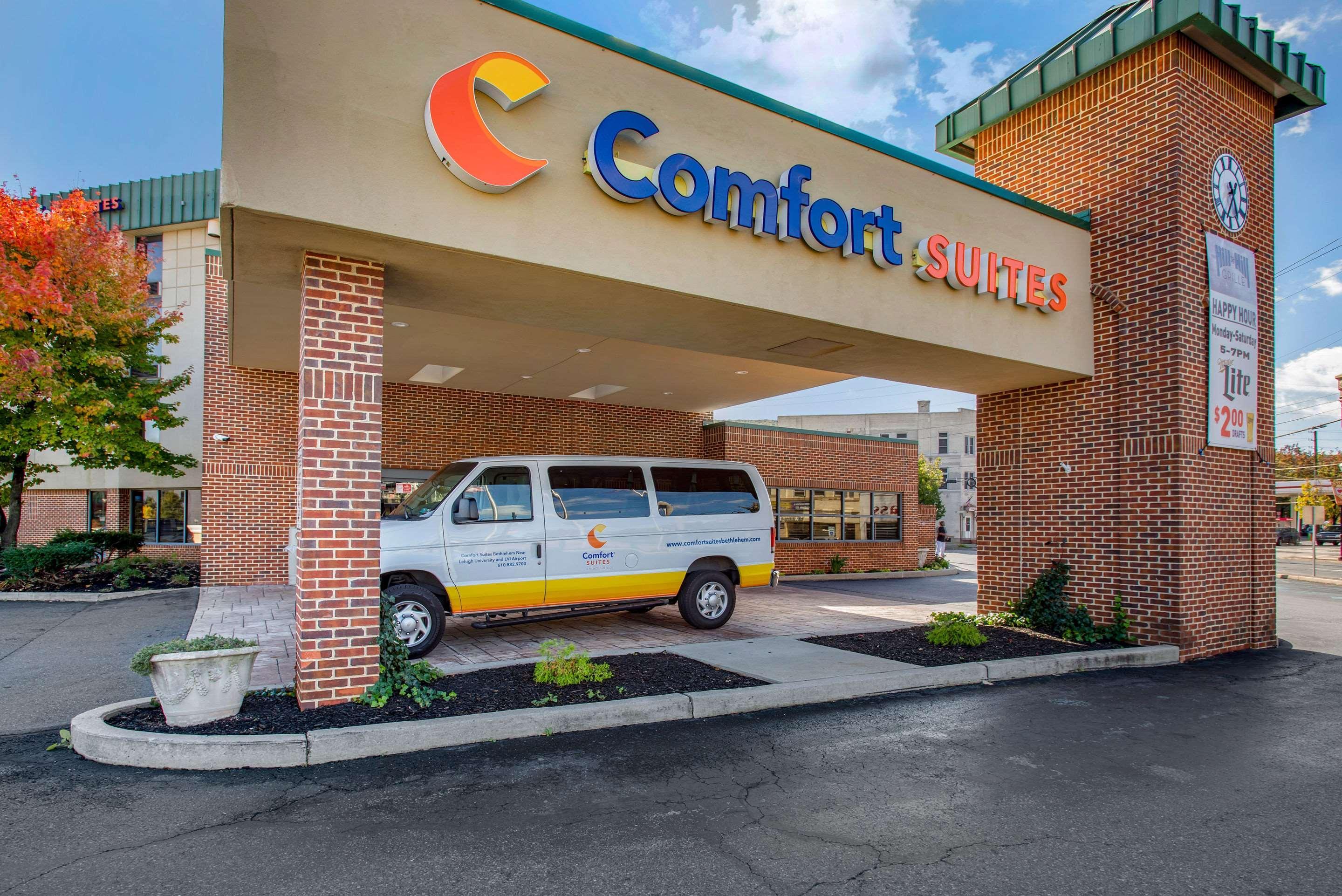 Comfort Suites Bethlehem Near Lehigh University And Lvi Airport Exterior photo