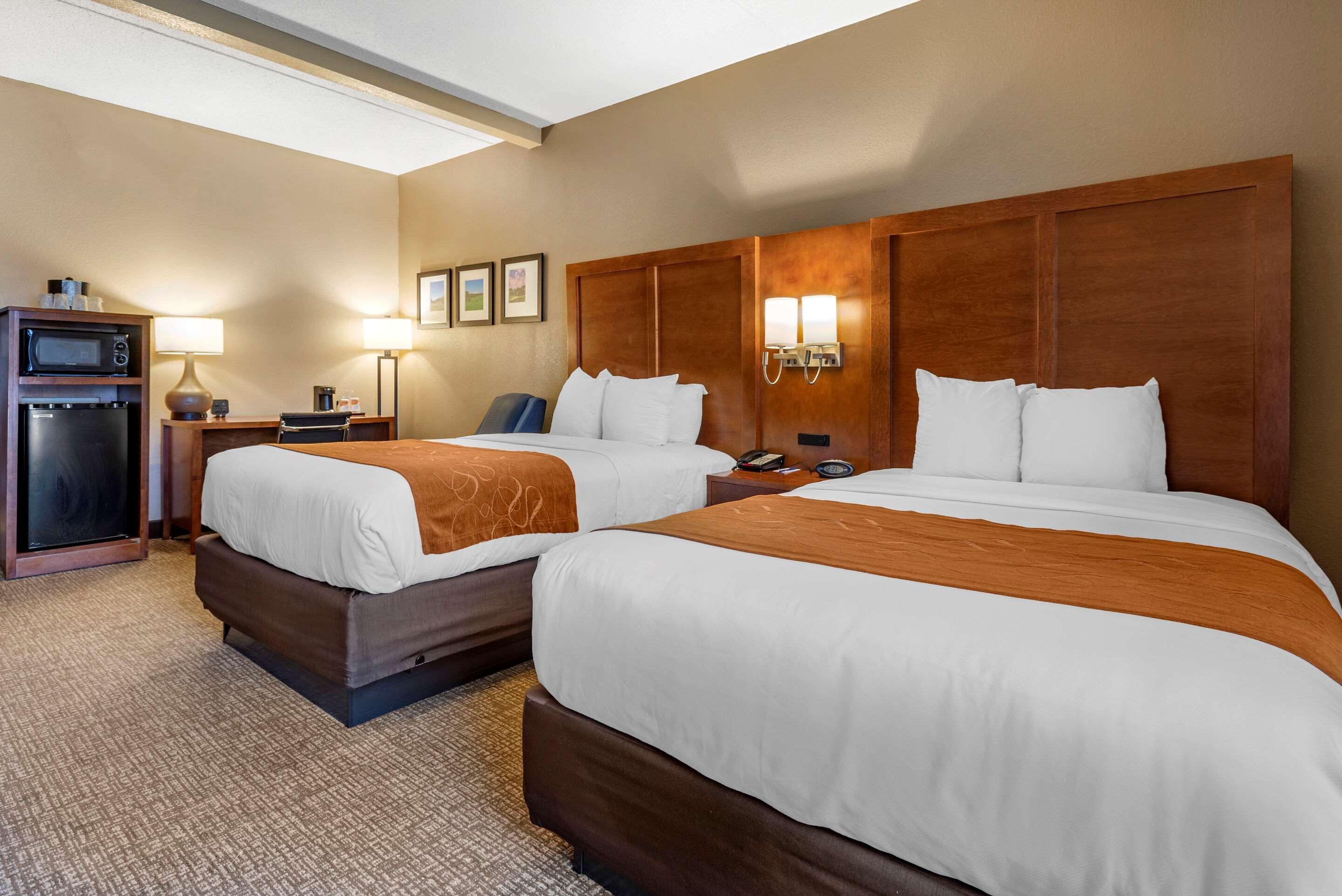 Comfort Suites Bethlehem Near Lehigh University And Lvi Airport Exterior photo